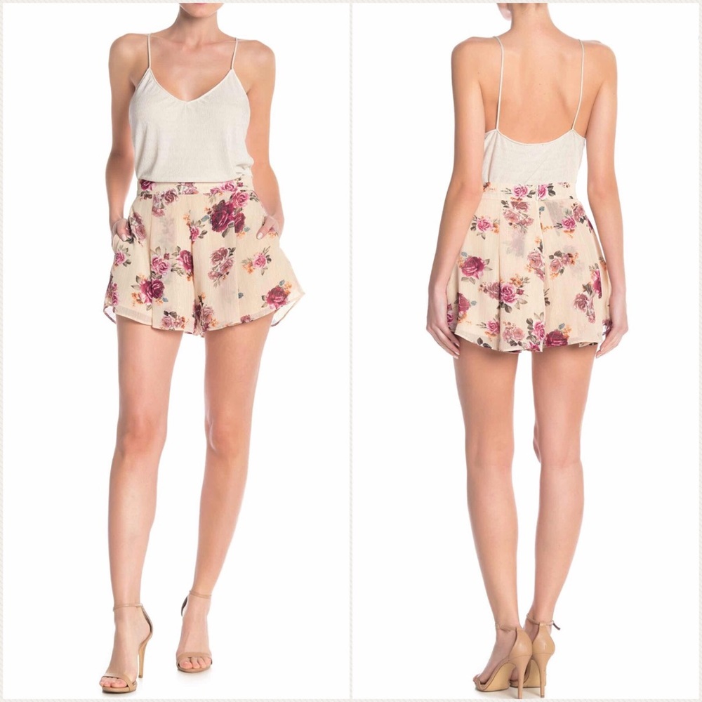 Show Me Your Mumu Vero floral shorts